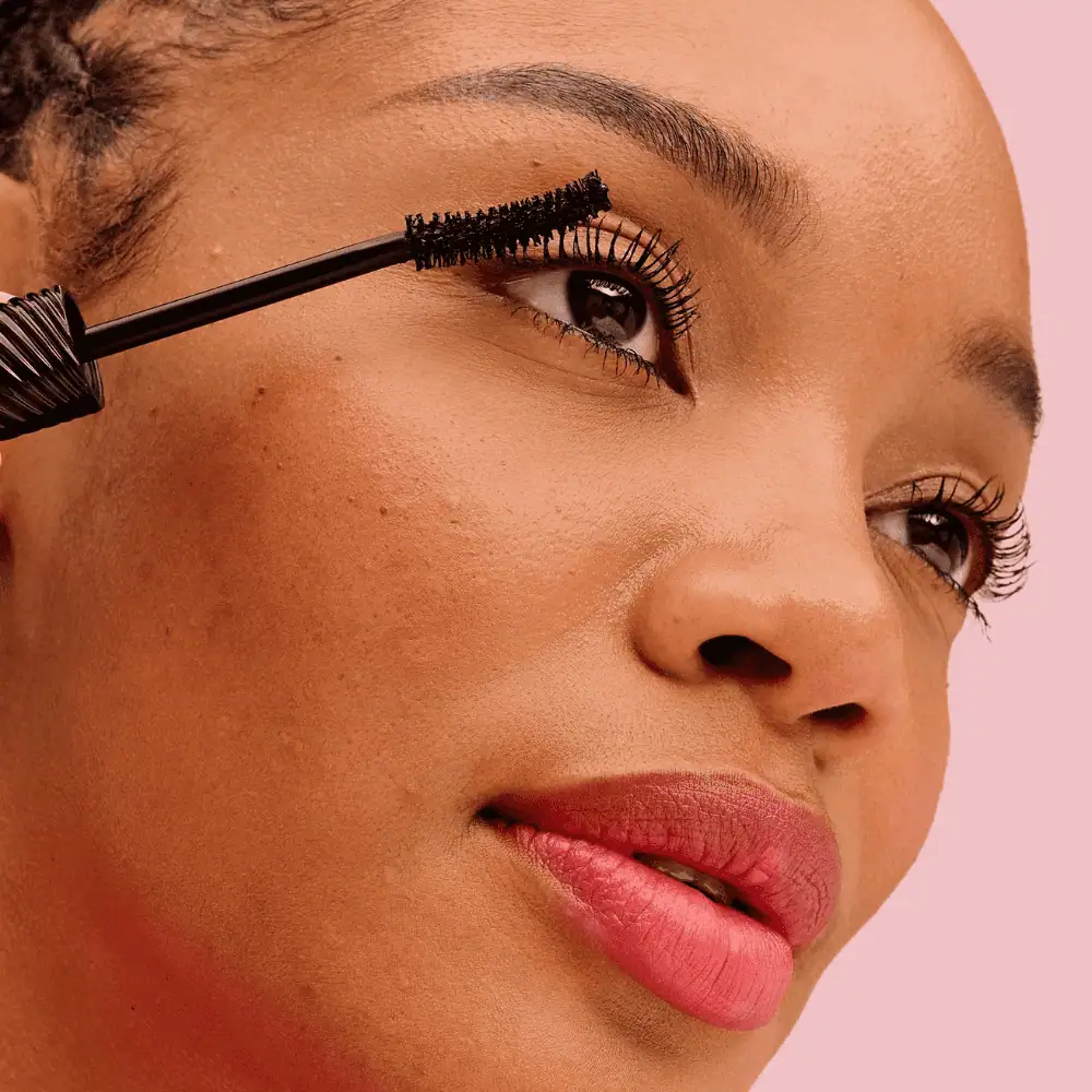 Benefit Fan Fest Mascara - Lebanon - Makeup Germany benefit Fan Fest Mascara Hyper Black 8.5g Benefit Fan Fest Mascara Lebanon for sale in Lebanon - 8.5g tube of Benefit Fan Fest fanning mascara in Hyper Black with 40 degree curved Full-Flex brush