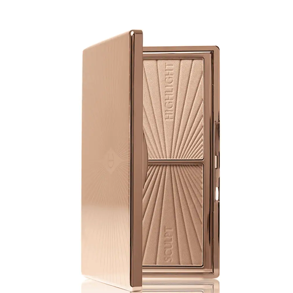 Charlotte Tilbury Mini Filmstar Bronze & Glow - Lebanon - Makeup Germany Charlotte Tilbury Mini Filmstar Bronze & Glow Charlotte Tilbury Mini Filmstar Bronze Glow Lebanon for sale in Lebanon - compact travel-size duo palette of Charlotte Tilbury Mini Filmstar Bronze and Glow featuring bronzer and highlighter