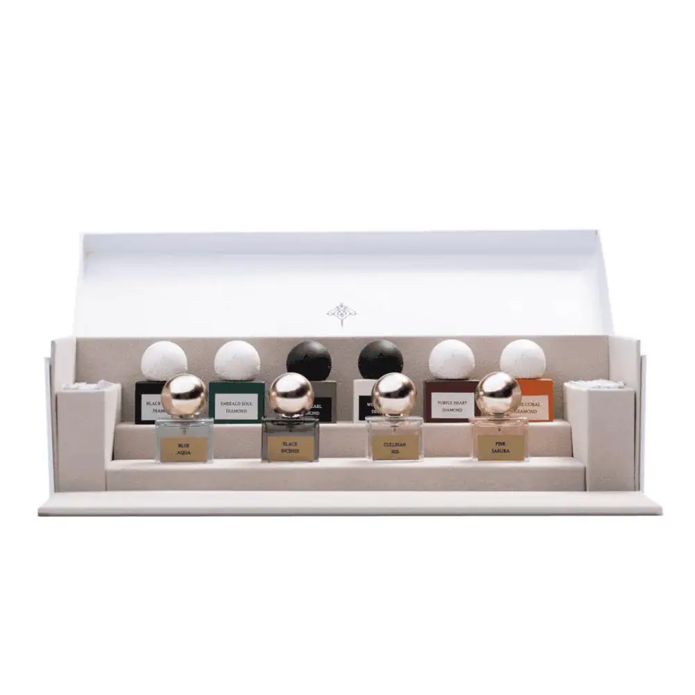 IBRAQ Discovery Diamond White Set - Lebanon - Makeup Germany IBRAQ IBRAQ Discovery Diamond White Set Luxury Perfume Discovery Set for sale in Lebanon - 10x10ml miniature perfume bottles in white velvet luxury gift box