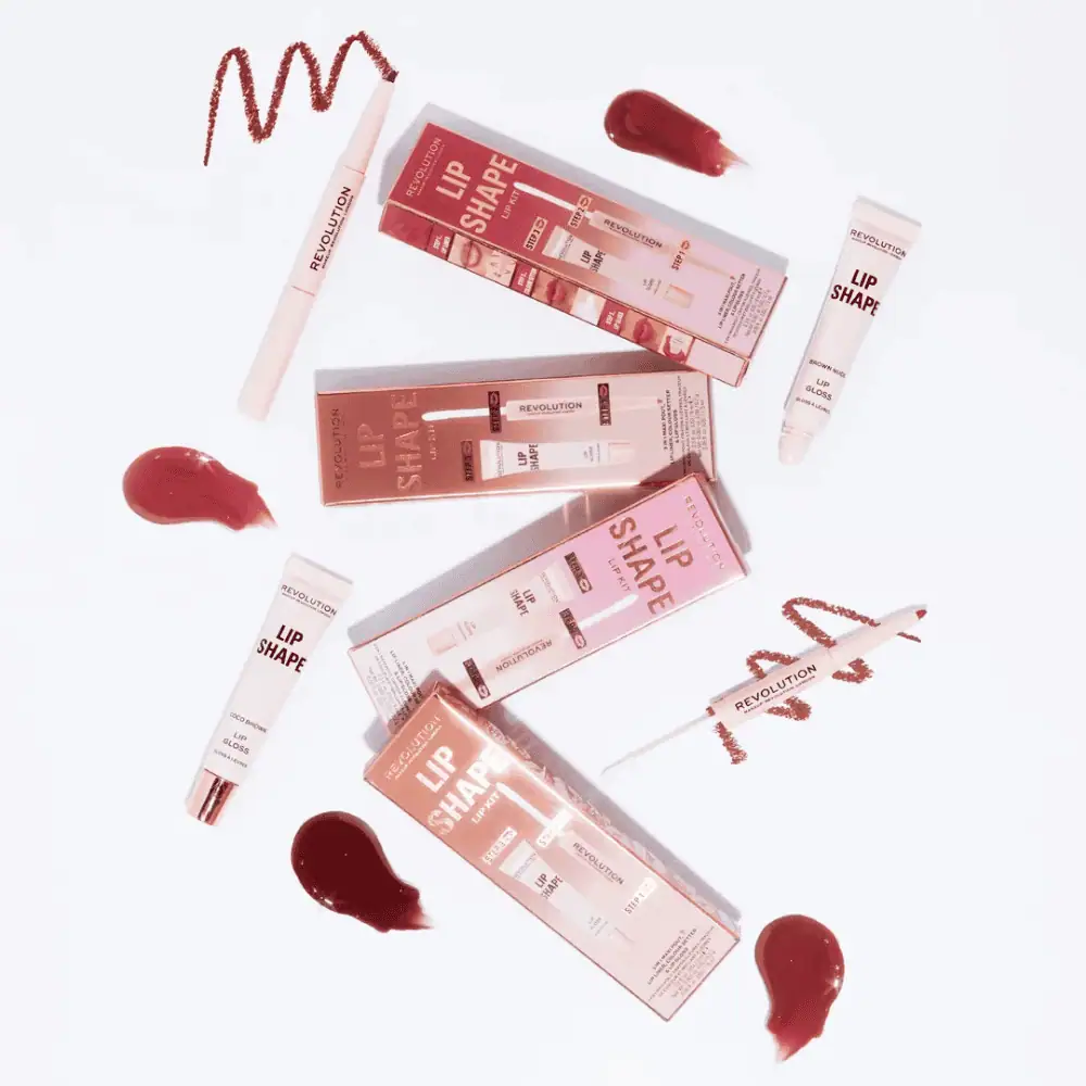 Revolution Lip Shape Kit Pink Nude - Lebanon - Makeup Germany Revolution Lip Shape Kit Pink Nude Revolution Lip Shape Kit Pink Nude Lebanon for sale in Lebanon - Makeup Revolution 3-step Lip Shape Kit in shade Pink Nude featuring creamy lip liner, color setter, and high-shine lip gloss