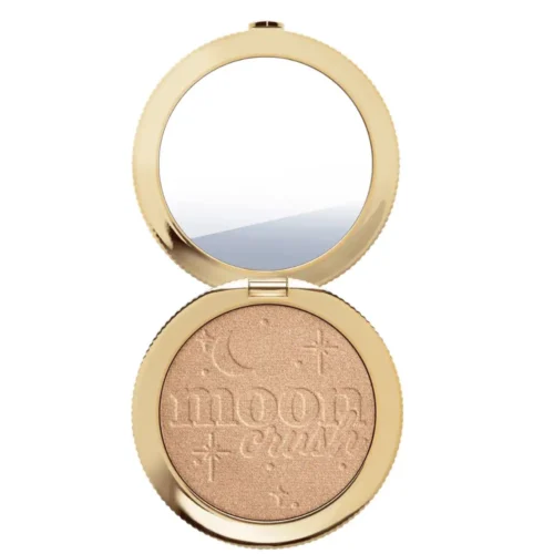Too Faced Too Faced Moon Crush Highlighter Summer Moon Wet-Look Powder Highlighter for sale in Lebanon - toasted champagne wet-look shimmer compact powder texture