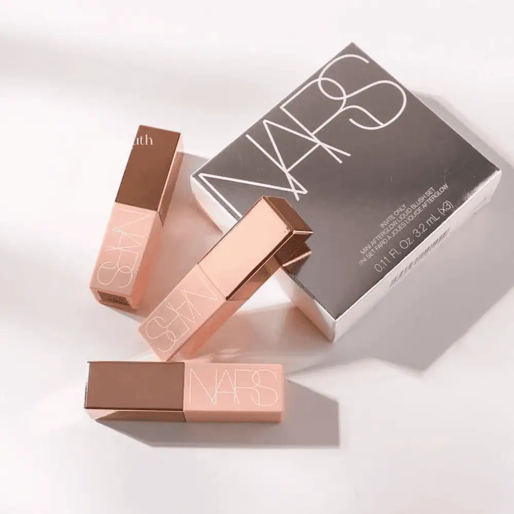 NARS Invite Only Mini Afterglow Blush Set - Lebanon - Makeup Germany NARS Invite Only Mini Afterglow Blush Set NARS Blush Set for sale in Lebanon - Orgasm peachy pink, Orgasm Rush rosy bronze and Dolce Vita dusty rose