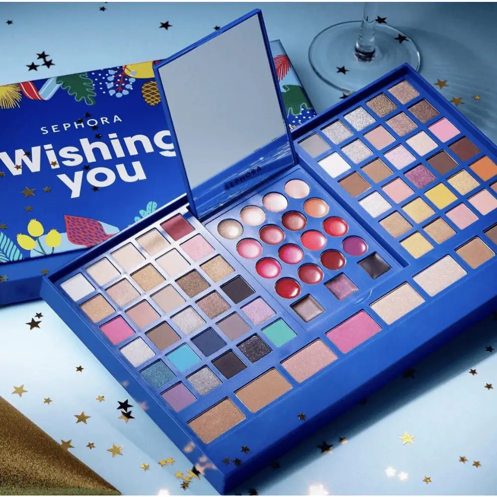 Sephora WISHING YOU Blockbuster Holiday Makeup Palette 88 COLORS - Lebanon - Makeup Germany Sephora Sephora Collection WISHING YOU Blockbuster Holiday 2022 Makeup Palette Sephora makeup palette for sale in Lebanon - multi-finish powders, high-pigment eyeshadows, and glossy lip textures