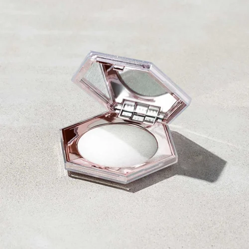 Fenty Beauty Diamond Bomb Highlighter