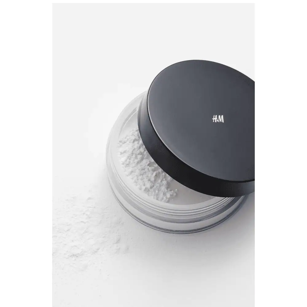 H&M Hi-Definition Invisible Powder 9g - Lebanon - Makeup Germany H&M Hi-Definition Invisible Powder 9g H&M Invisible Powder for sale in Lebanon - transparent face powder with a matte finish for fair to dark skin tones