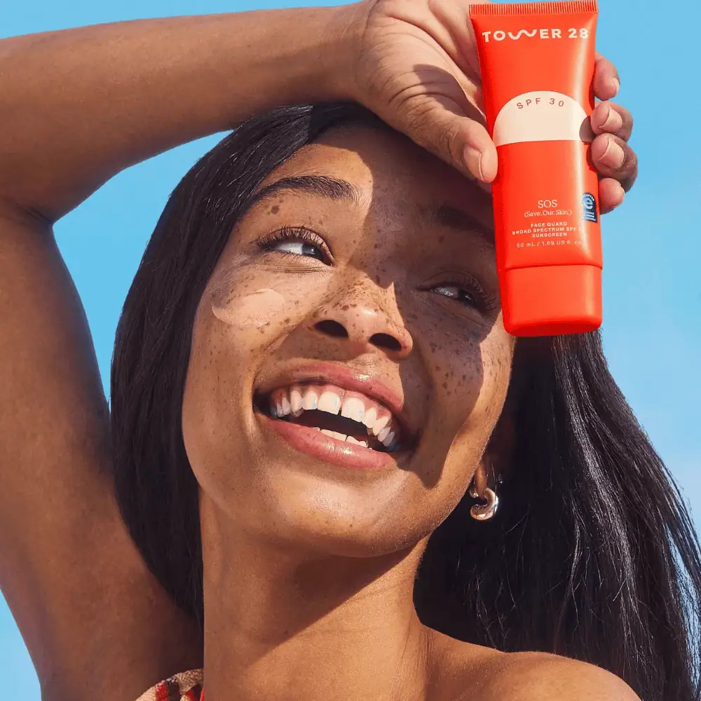Tower 28 SOS FaceGuard™ SPF 30 Sunscreen PA+++ 20ml - Lebanon - Makeup Germany Tower 28 SOS FaceGuard SPF 30 PA+++ mineral facial sunscreen 20ml with non-nano zinc oxide for sensitive and acne-prone skin